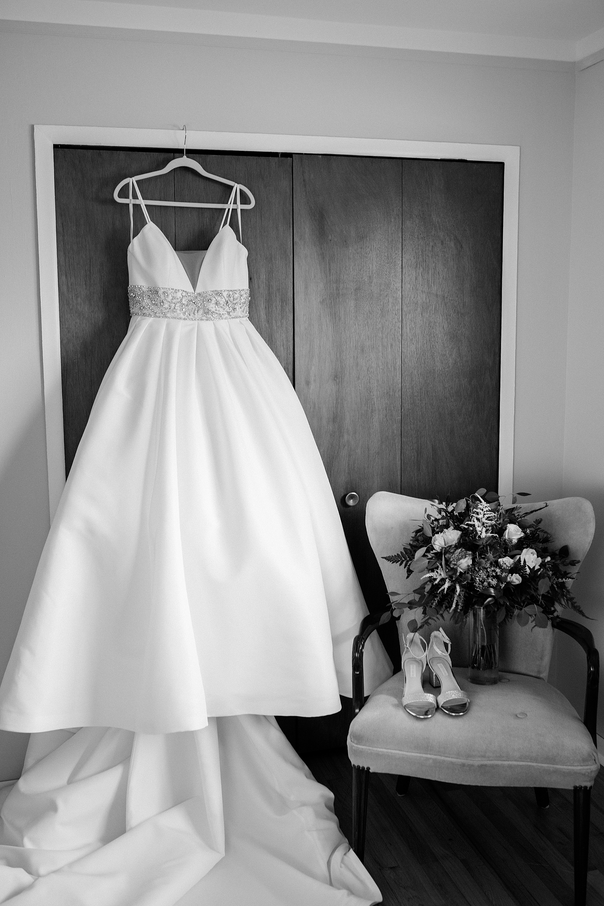 Classic Sprint Metro Detroit wedding by Breanne Rochelle Photography.