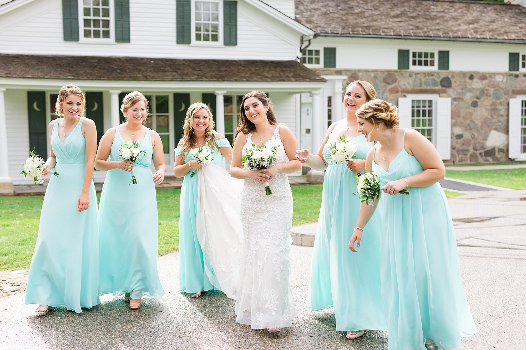 A sweet late July summer wedding at the Palazzo Grande in Shelby Township, Michigan by Breanne Rochelle Photography.