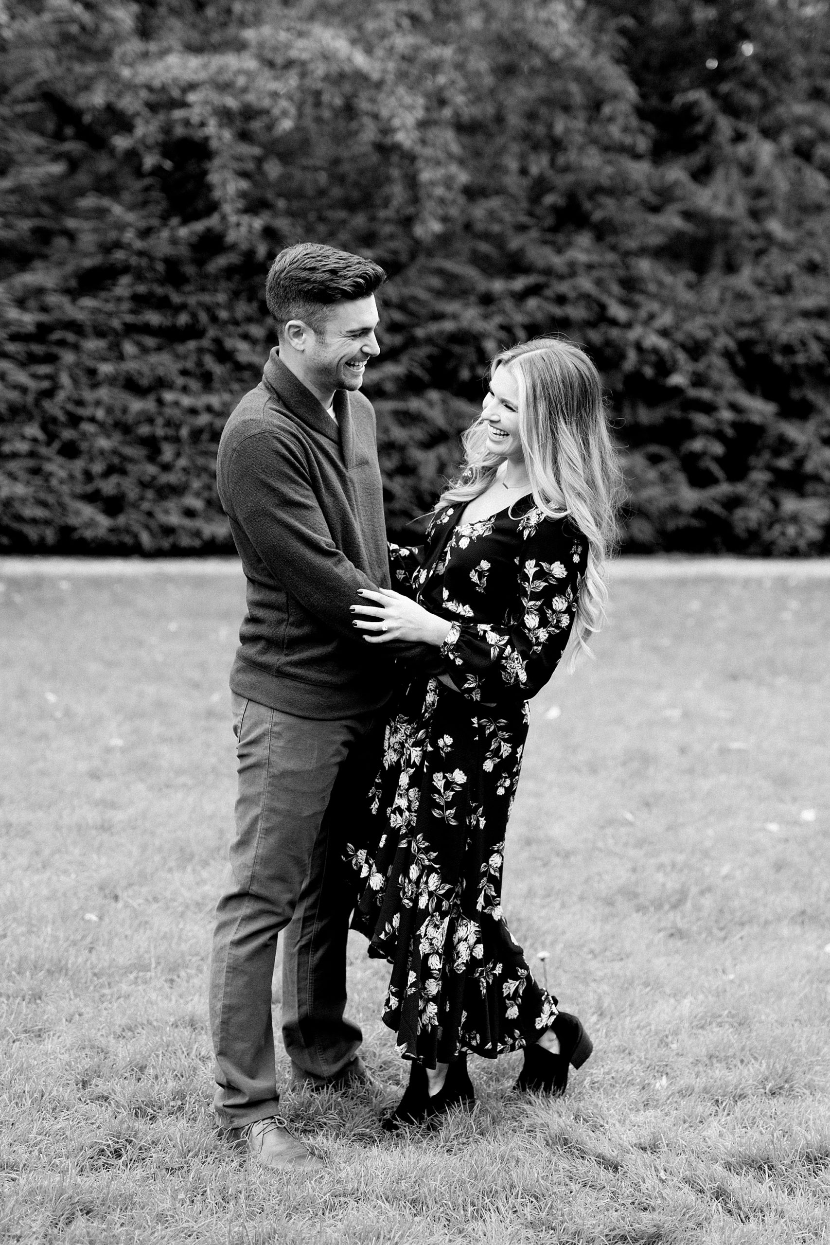 Outdoor black and white engagement photos | Breanne Rochelle Photography