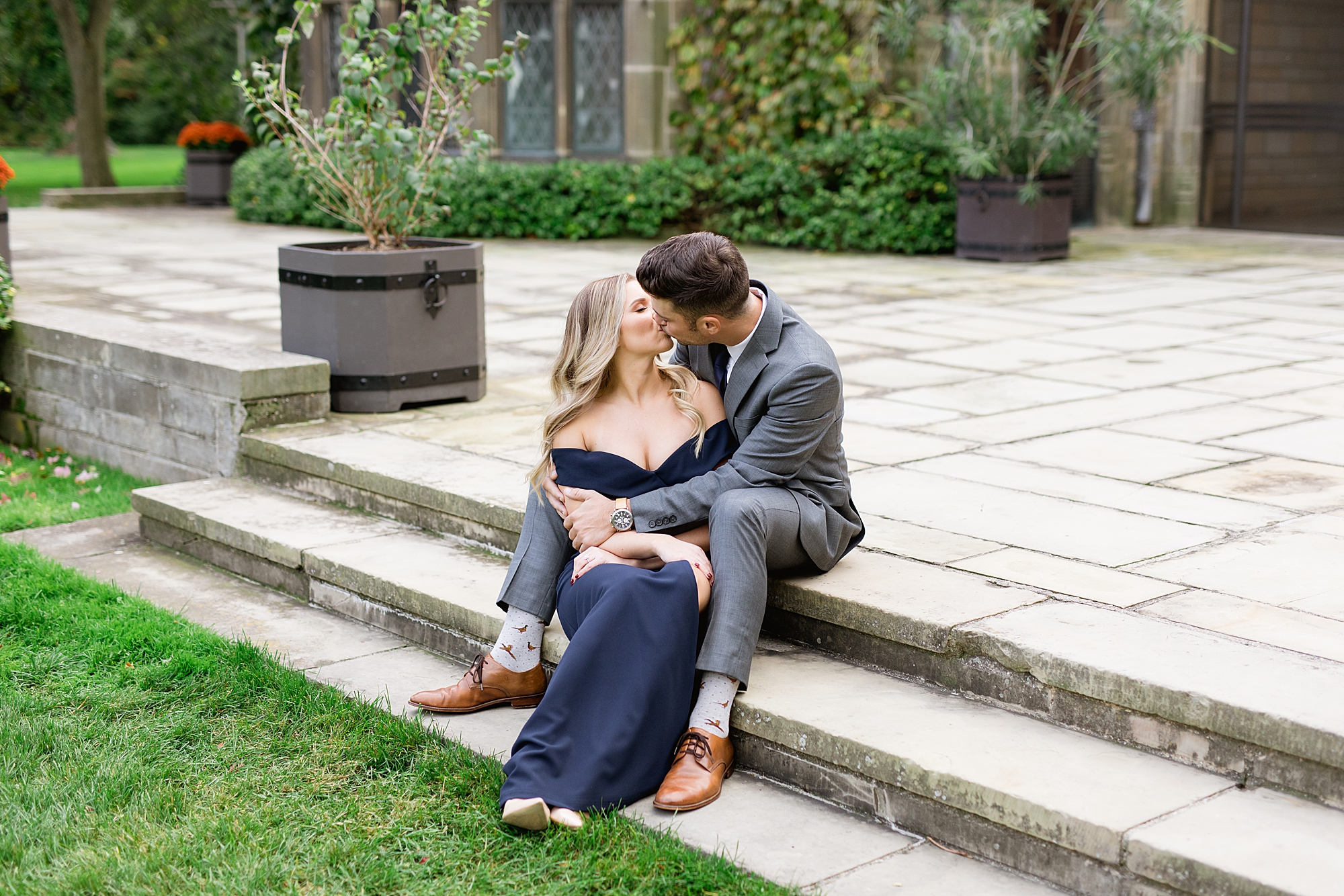 Poses for engagement session | Breanne Rochelle Photography